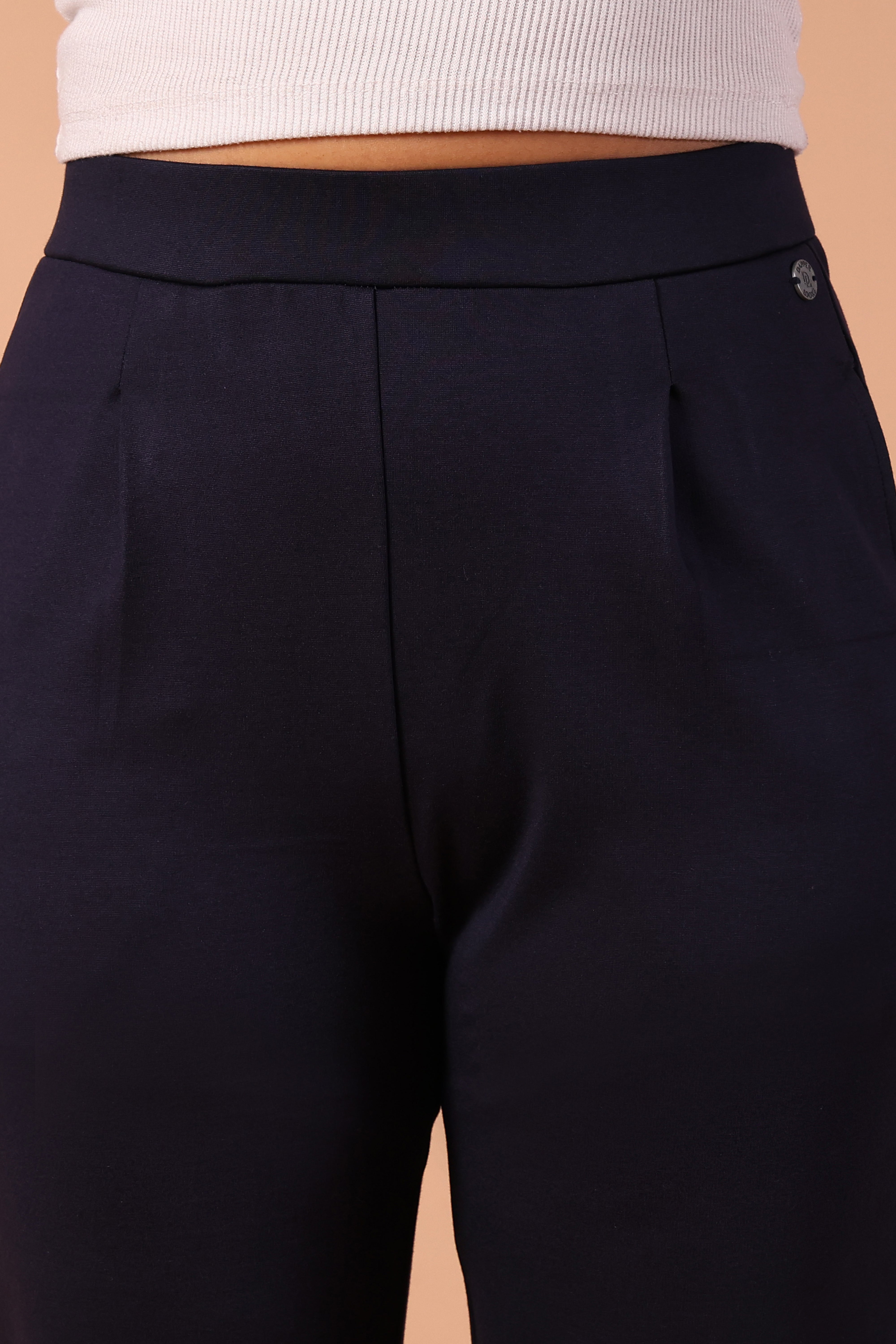 Levin Wide & Fitted Trouser- Navy