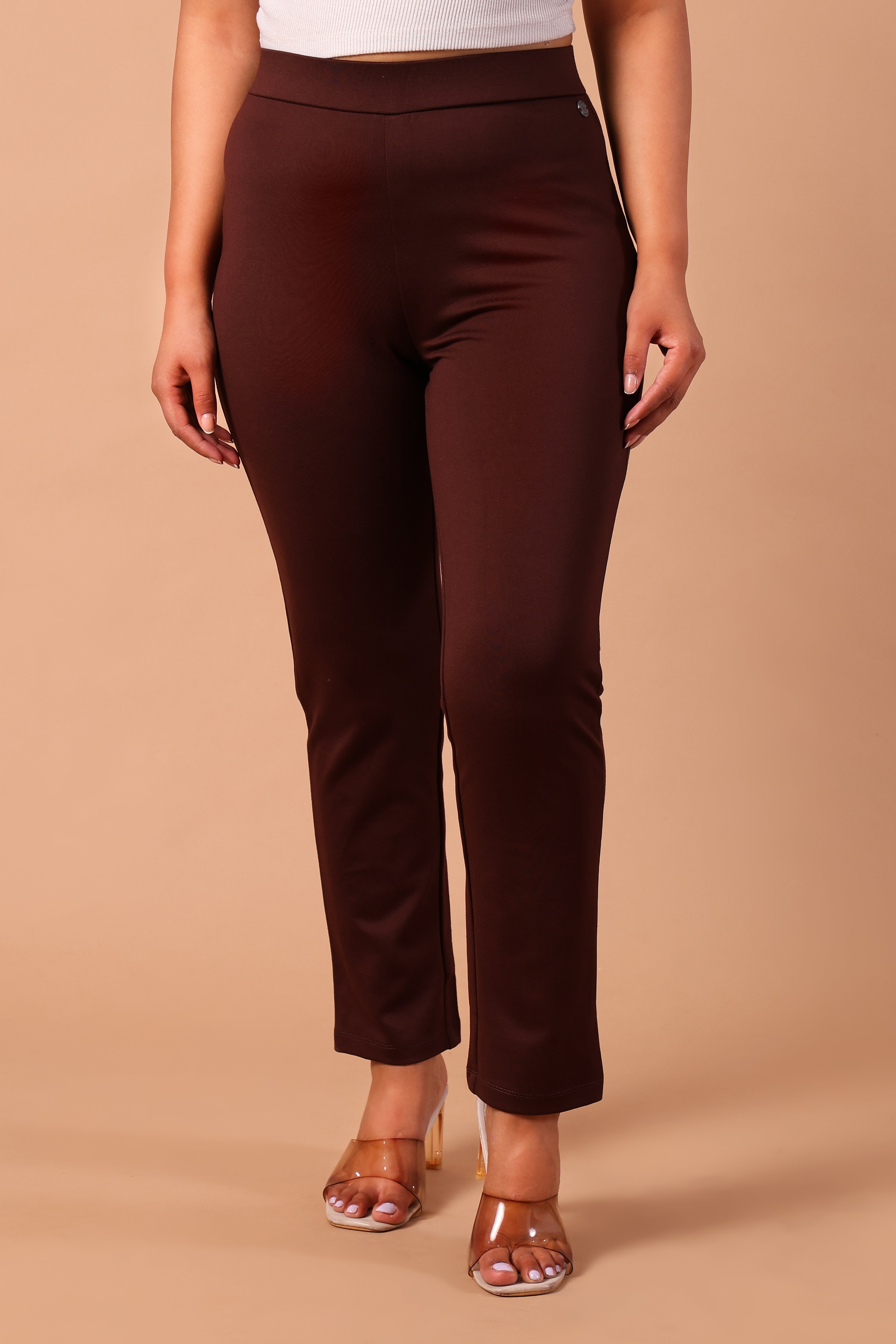 Fitted & Mid Rise Trouser - Wine